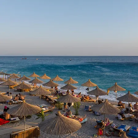 אכסניה Domi Drymades