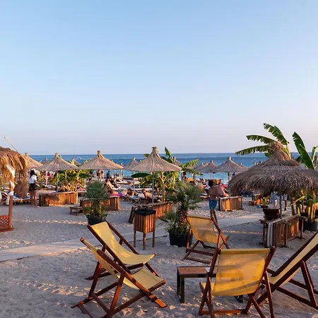 Domi Drymades Alojamento de Turismo Selvagem Dhërmi