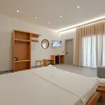 Domi Drymades * Dhërmi