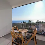 Domi Drymades Lodge Dhërmi