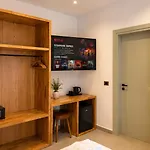 Domi Drymades Lodge Dhërmi