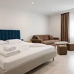 Domi Drymades * Dhërmi