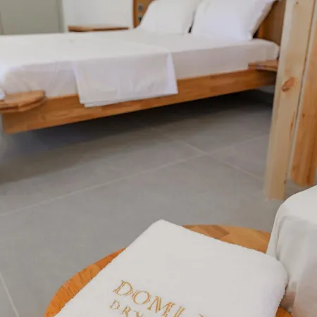 Chata Domi Drymades Dhërmi