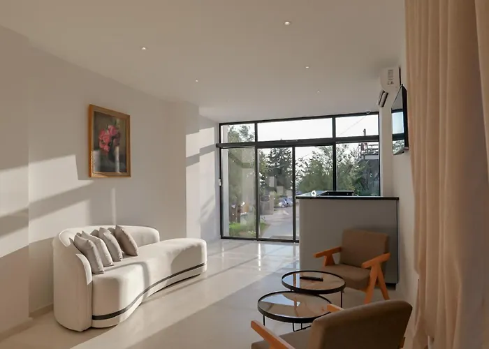 Domi Drymades Дхерми