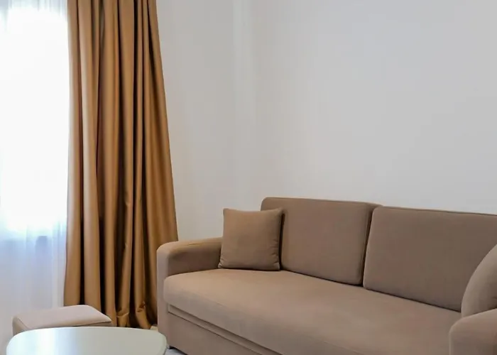 Domi Drymades Деревянный коттедж *